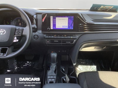 2025 Toyota Camry LE
