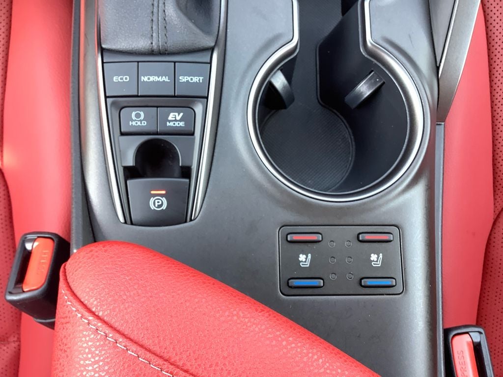 2022 Toyota Camry Hybrid XSE