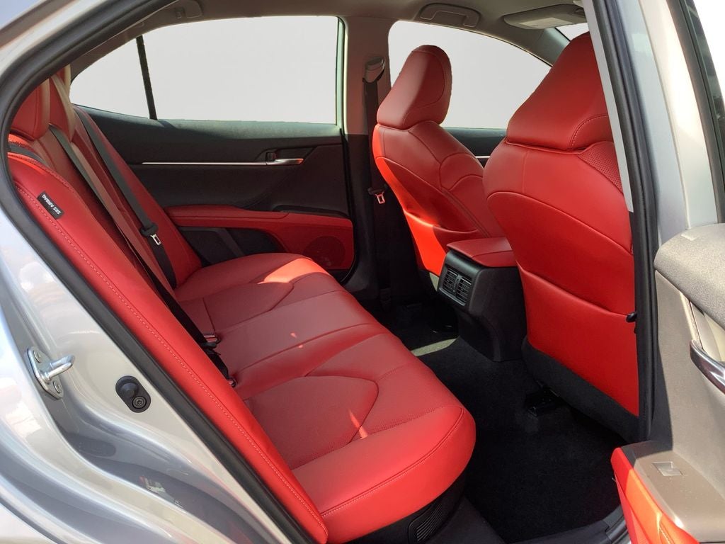 2022 Toyota Camry Hybrid XSE