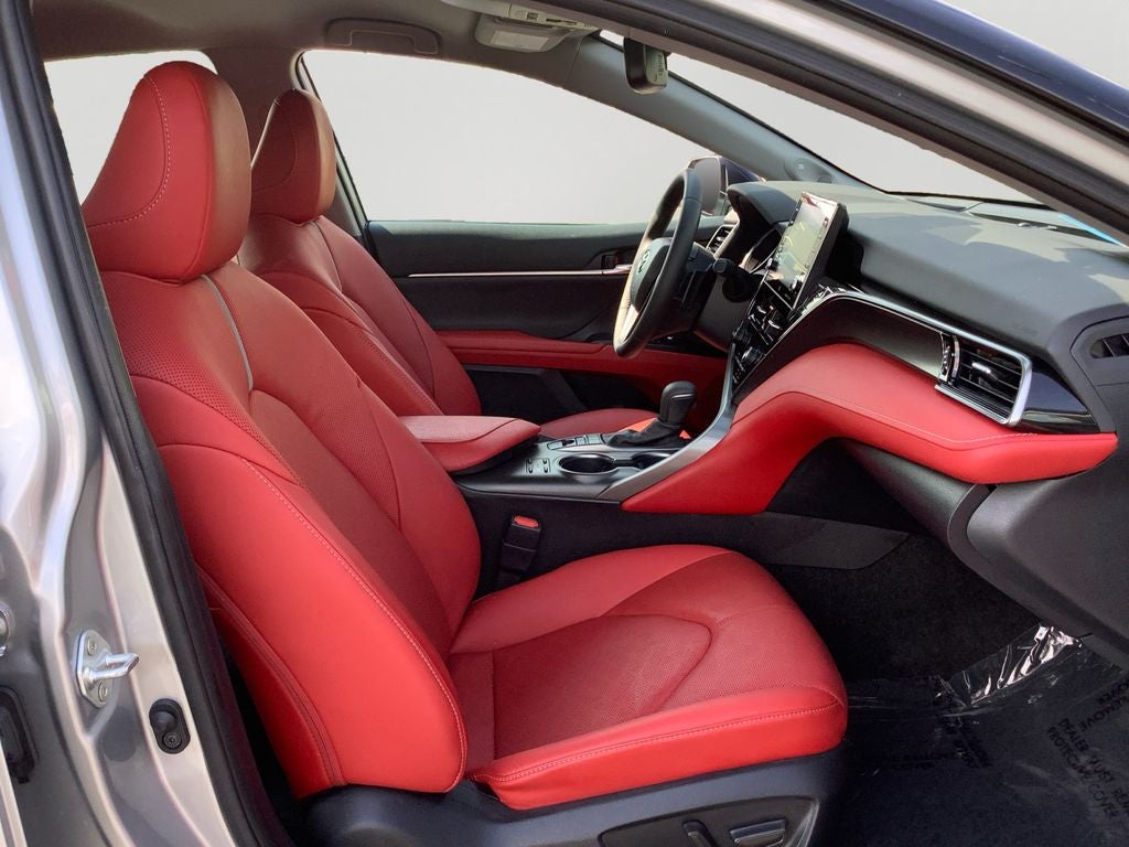 2022 Toyota Camry Hybrid XSE