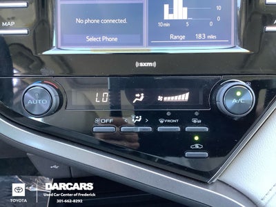 2020 Toyota Camry SE