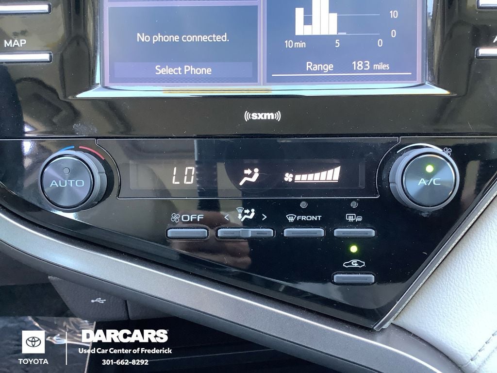 2020 Toyota Camry SE