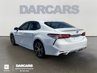 2020 Toyota Camry SE