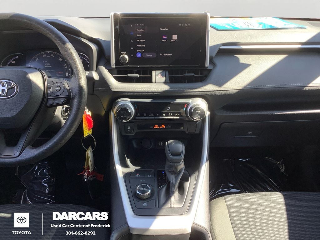 2025 Toyota RAV4 Hybrid LE