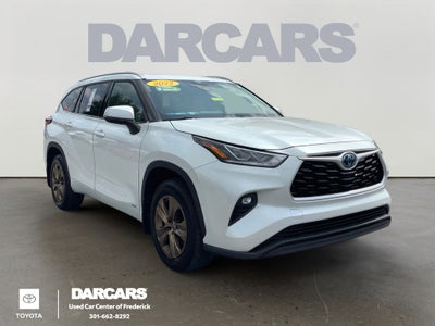 2022 Toyota Highlander Hybrid Bronze Edition