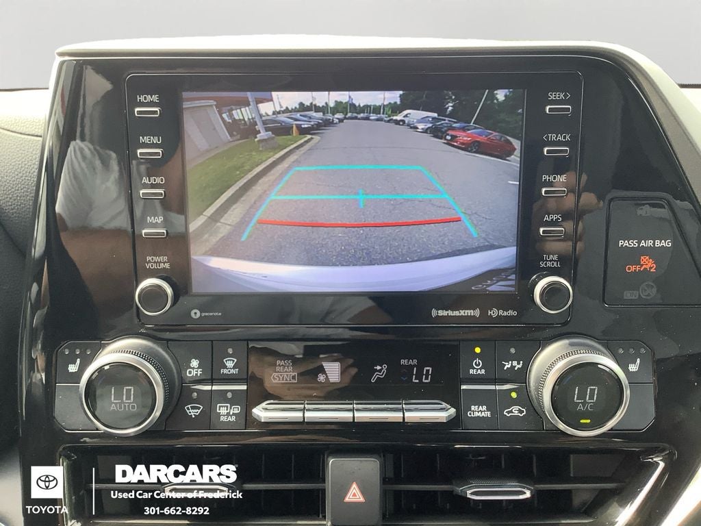 2022 Toyota Highlander Hybrid Bronze Edition