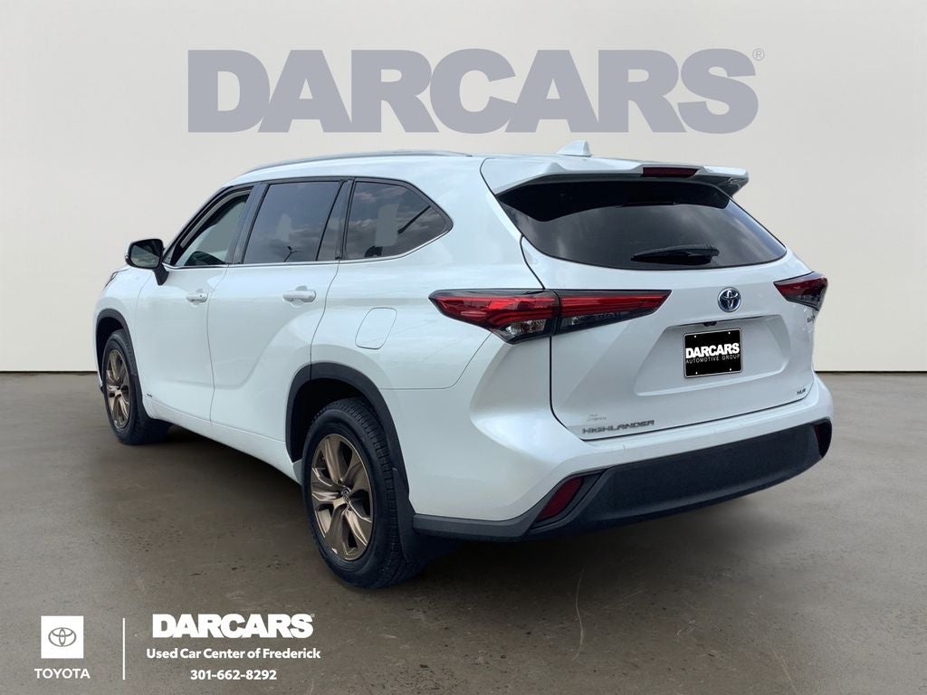 2022 Toyota Highlander Hybrid Bronze Edition