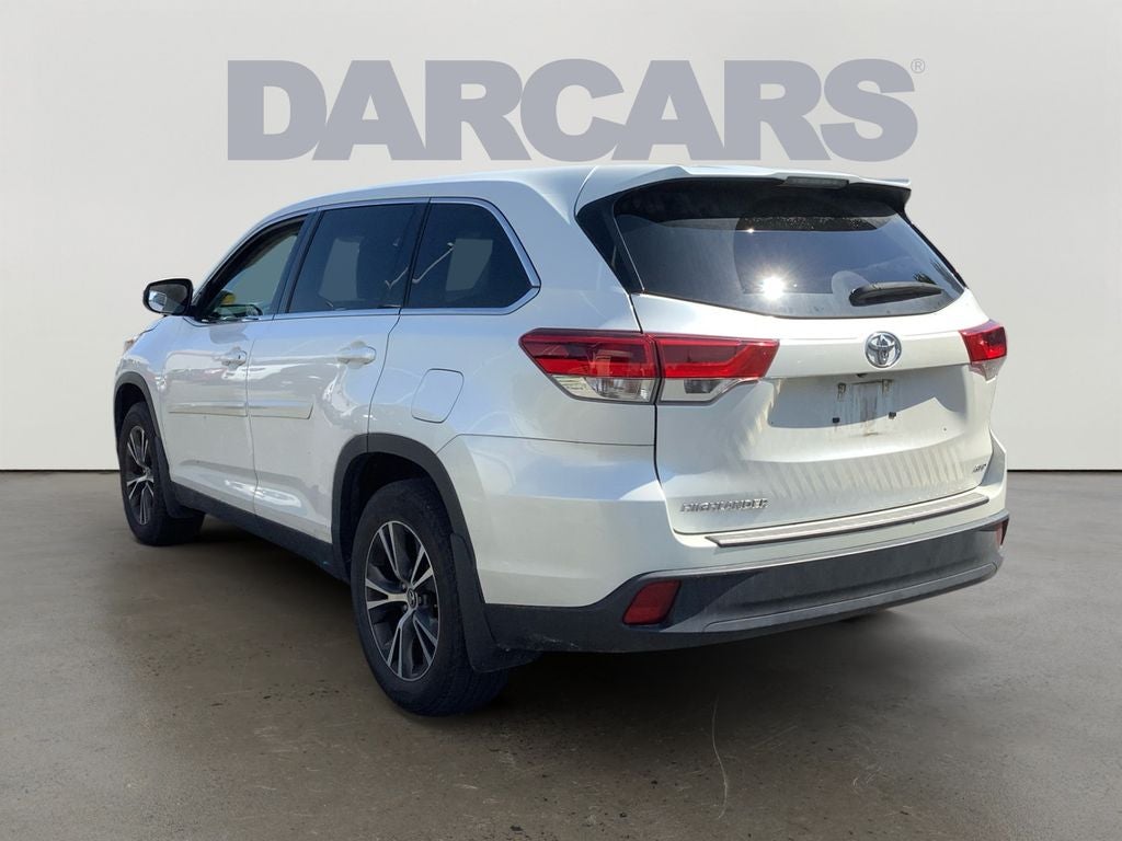 2019 Toyota Highlander LE
