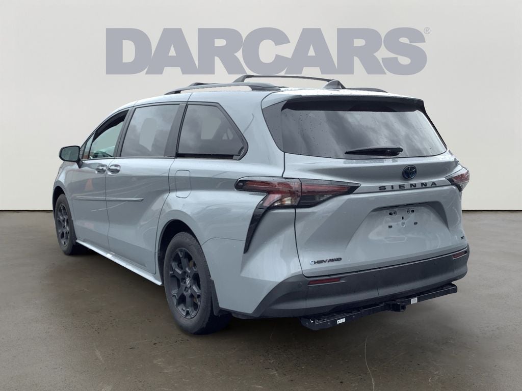 2025 Toyota Sienna Woodland Edition 7 Passenger