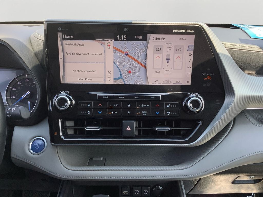 2021 Toyota Highlander Hybrid Platinum