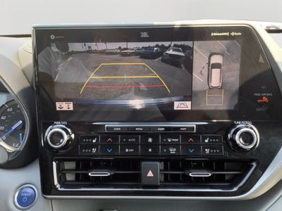 2021 Toyota Highlander Hybrid Platinum
