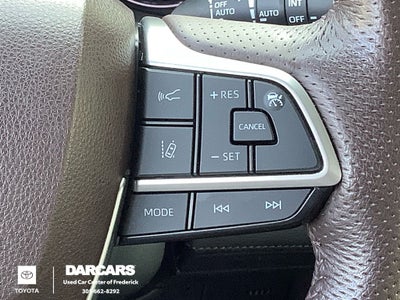 2023 Toyota Sienna Platinum 7 Passenger