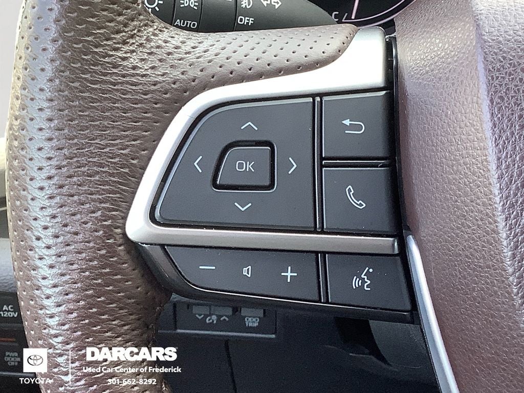 2023 Toyota Sienna Platinum 7 Passenger