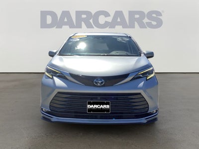 2024 Toyota Sienna Platinum 7 Passenger