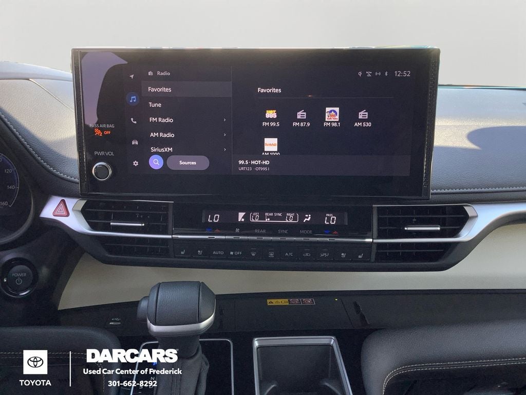 2025 Toyota Sienna Platinum 7 Passenger