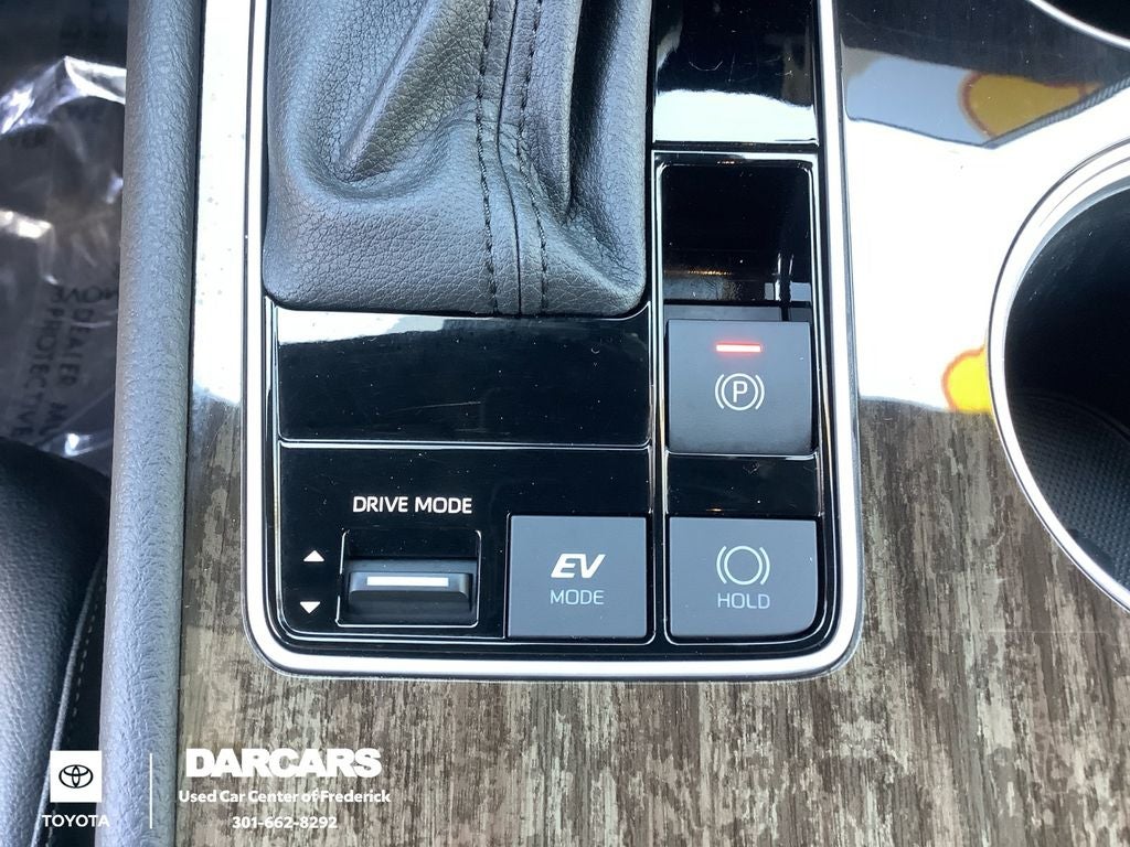 2025 Toyota Sienna Platinum 7 Passenger