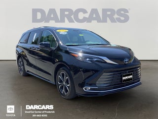 2025 Toyota Sienna Platinum 7 Passenger