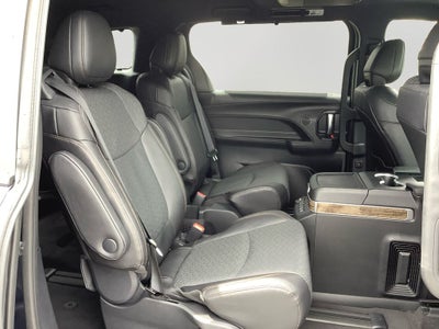 2025 Toyota Sienna Platinum 7 Passenger