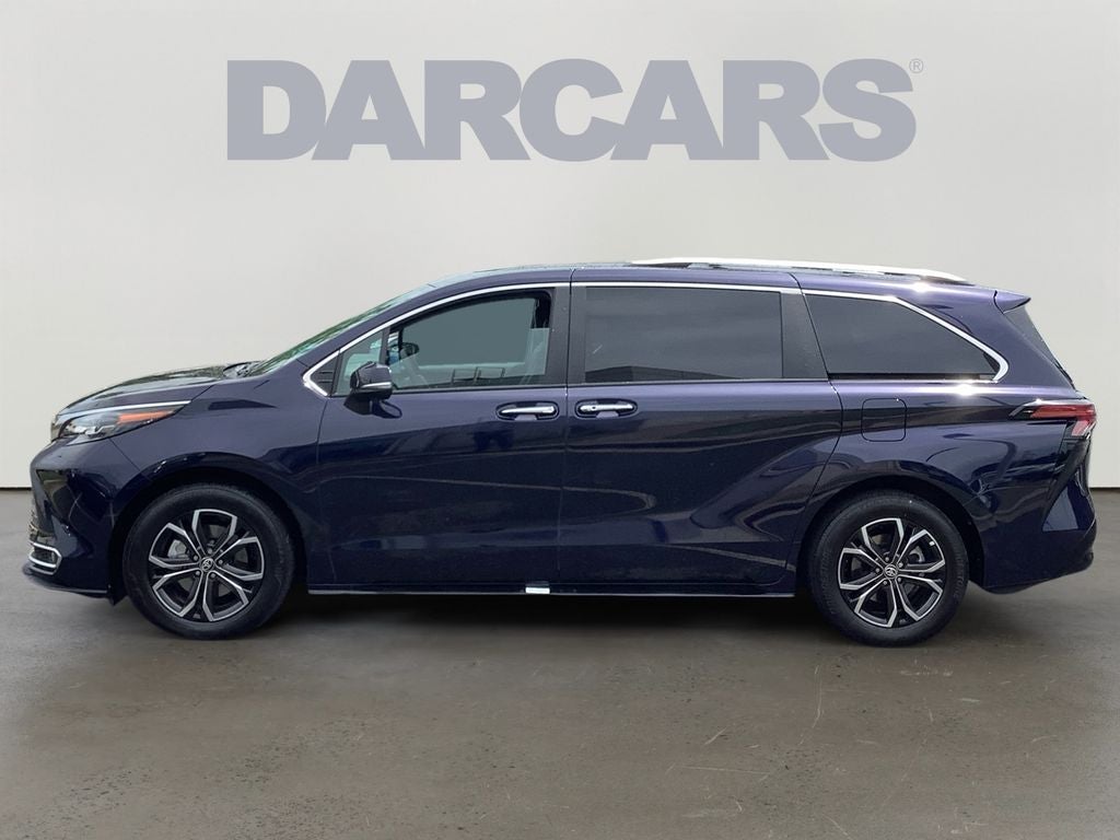 2025 Toyota Sienna Platinum 7 Passenger