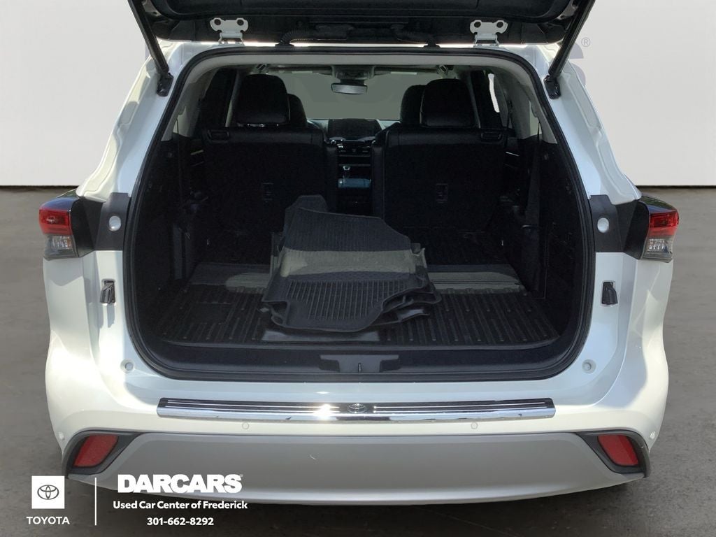 2021 Toyota Highlander Platinum