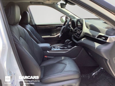 2021 Toyota Highlander Platinum