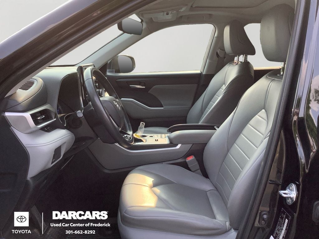 2021 Toyota Highlander Hybrid XLE