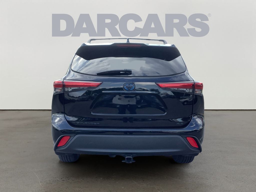 2022 Toyota Highlander Hybrid XLE