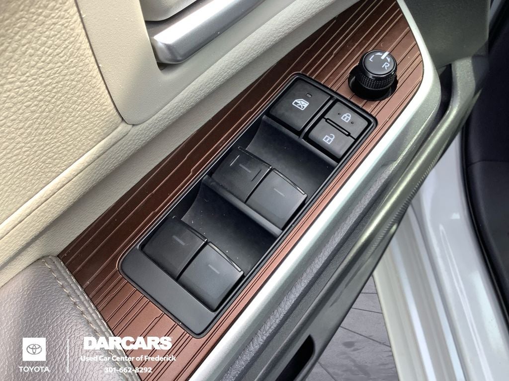 2023 Toyota Sienna XLE 7 Passenger