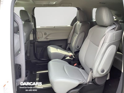 2023 Toyota Sienna XLE 7 Passenger