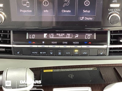 2023 Toyota Sienna XLE 7 Passenger