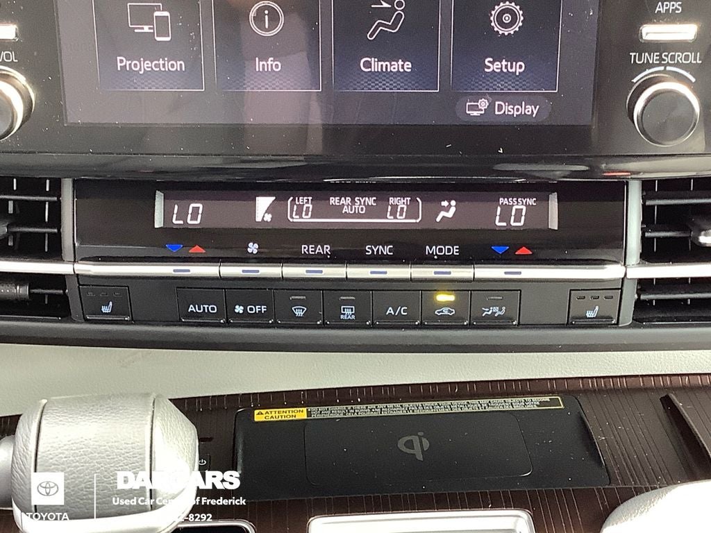 2023 Toyota Sienna XLE 7 Passenger