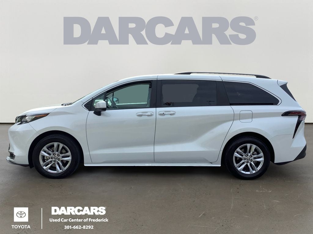 2023 Toyota Sienna XLE 7 Passenger