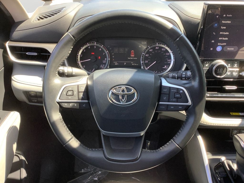 2023 Toyota Highlander XLE