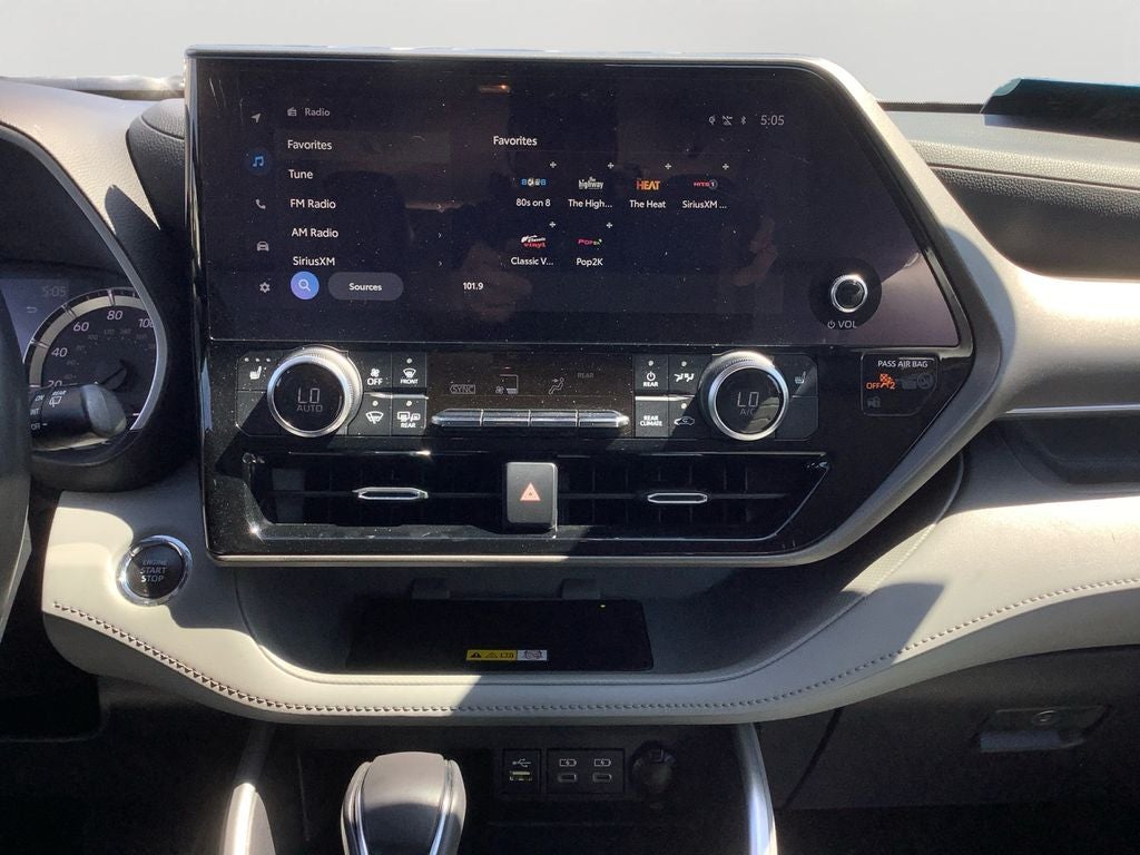 2023 Toyota Highlander XLE