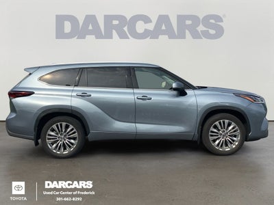 2024 Toyota Highlander Platinum