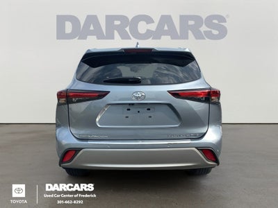 2024 Toyota Highlander Platinum
