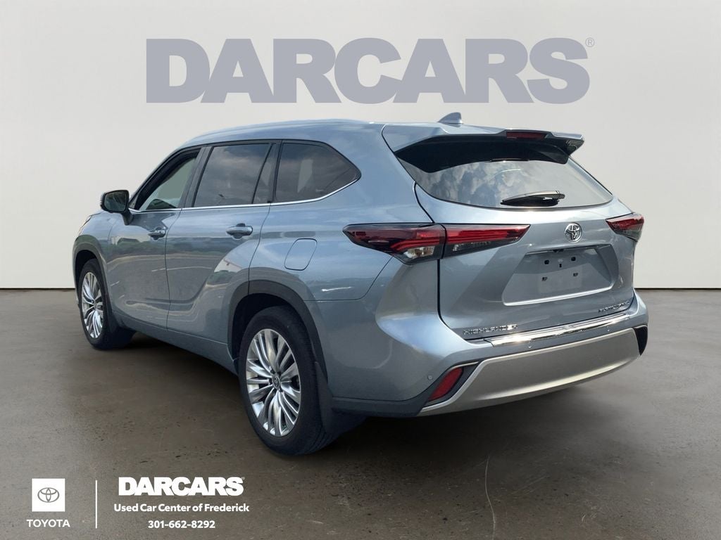 2024 Toyota Highlander Platinum