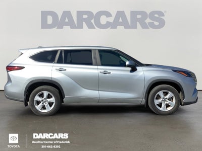 2023 Toyota Highlander LE