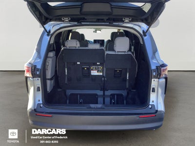 2025 Toyota Sienna LE 8 Passenger