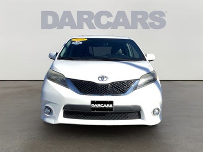 2016 Toyota Sienna SE Premium 8 Passenger