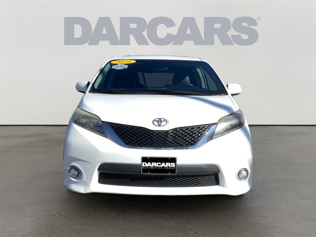 2016 Toyota Sienna SE Premium 8 Passenger