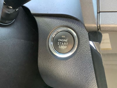 2016 Toyota Sienna SE Premium 8 Passenger