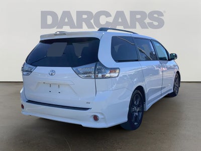 2016 Toyota Sienna SE Premium 8 Passenger