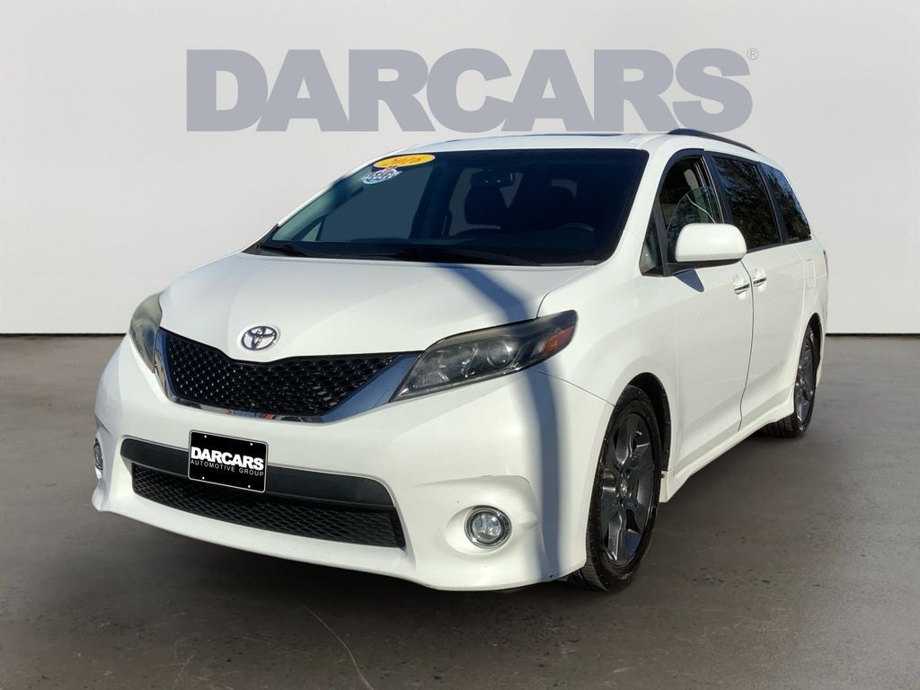 2016 Toyota Sienna SE Premium 8 Passenger