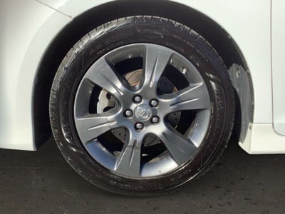 2016 Toyota Sienna SE Premium 8 Passenger