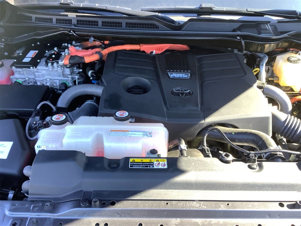 2024 Toyota Tundra Hybrid Platinum