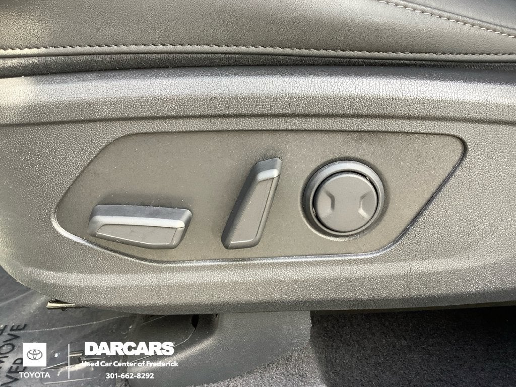 2025 Kia Sorento X-Line EX