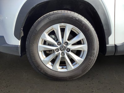 2025 Toyota Corolla Cross LE