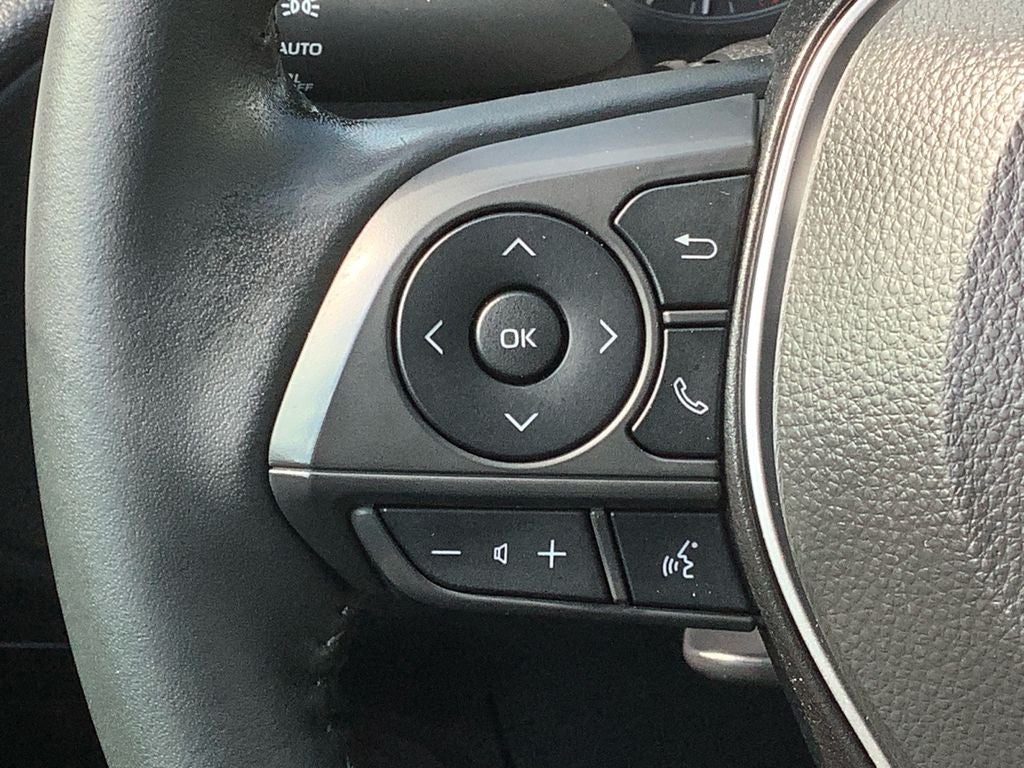 2025 Toyota Corolla Cross LE