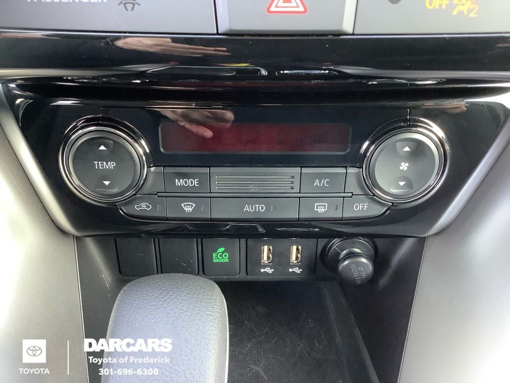 2025 Mitsubishi Eclipse Cross LE